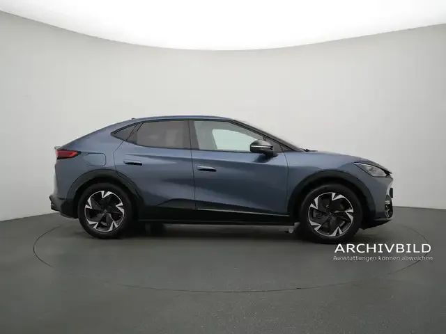 CUPRA Tavascan