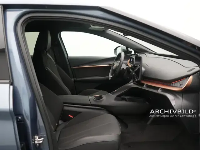 CUPRA Tavascan