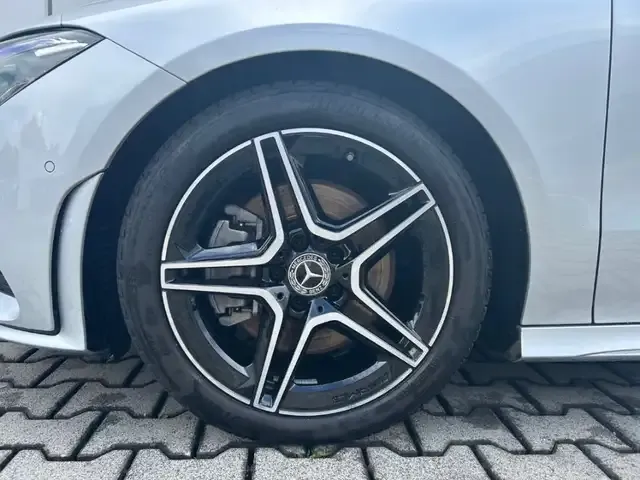 Mercedes-Benz CLA 250