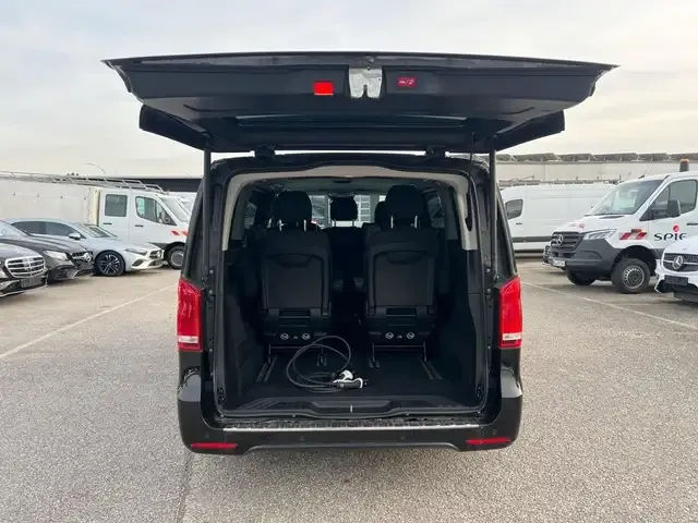 Mercedes-Benz EQV 300