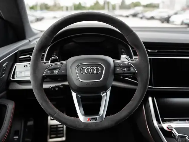 Audi RS Q8