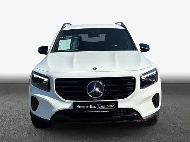 Mercedes-Benz GLB 200