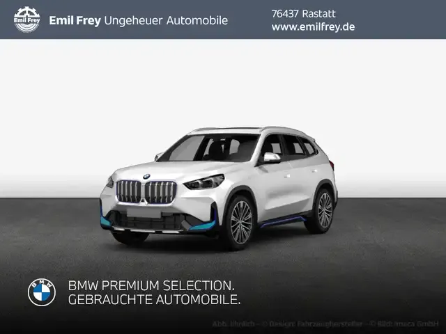 BMW iX1