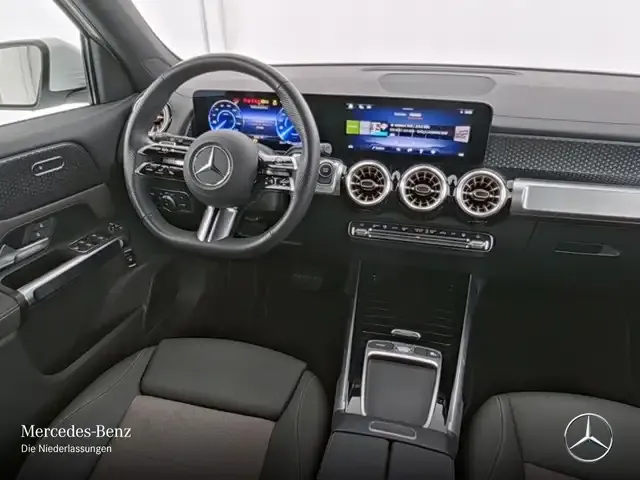 Mercedes-Benz EQB 300
