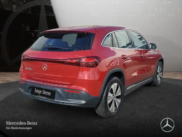 Mercedes-Benz EQA 250