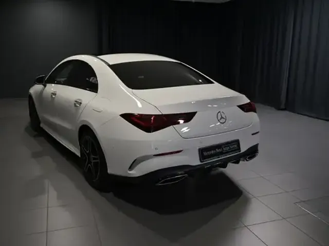 Mercedes-Benz CLA 200