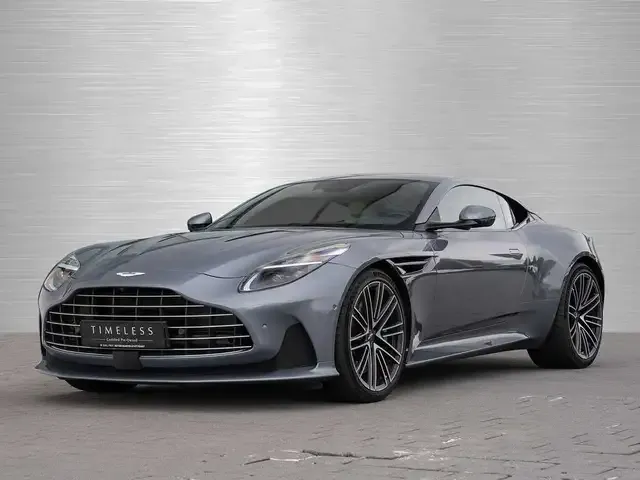 Aston Martin DB12
