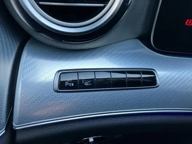 Mercedes-Benz E 400