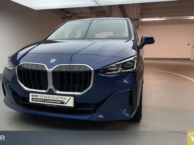 BMW 218