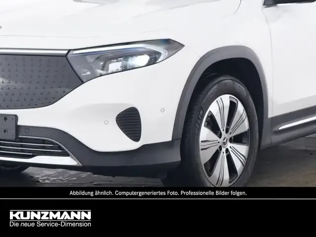 Mercedes-Benz EQB 300