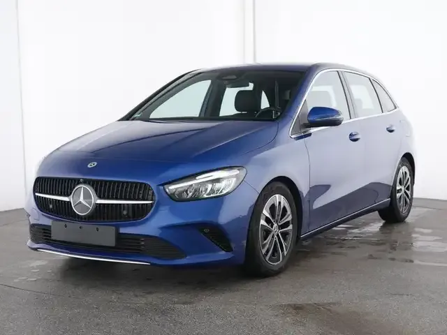 Mercedes-Benz B 220
