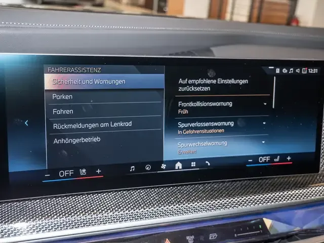 BMW 740