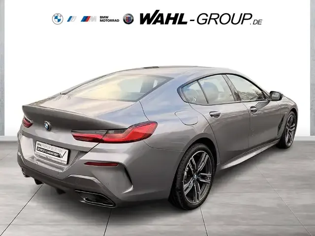 BMW 840