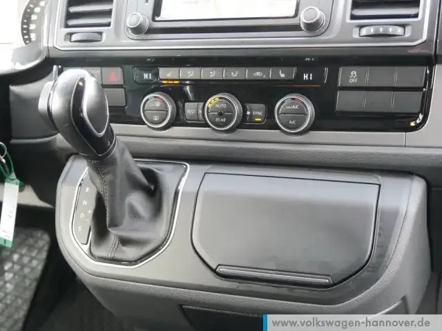 Volkswagen T6 California