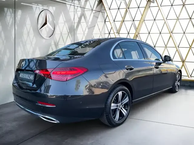 Mercedes-Benz C 180