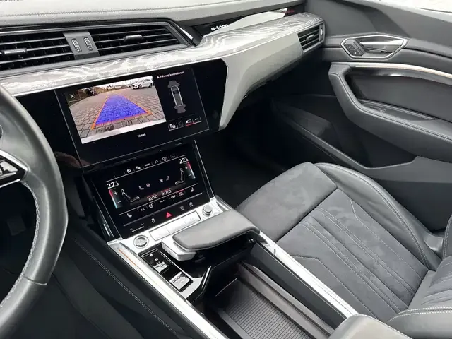 Audi Q8 e-tron