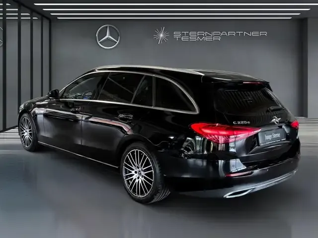 Mercedes-Benz C 220