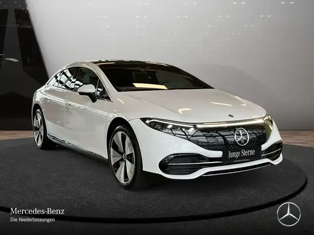 Mercedes-Benz EQS