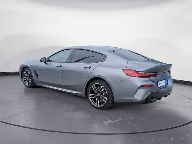 BMW 840
