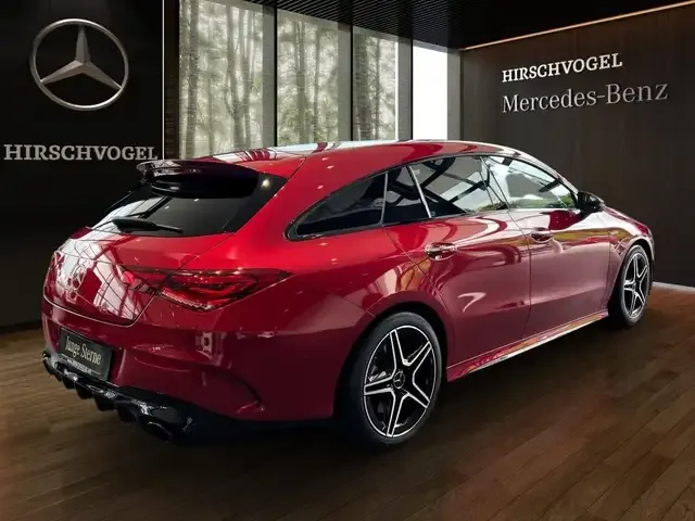 Mercedes-Benz CLA 35 AMG