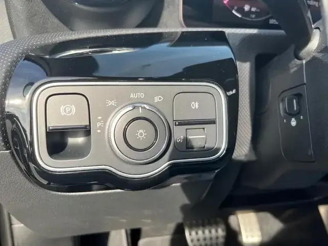 Mercedes-Benz A 35 AMG