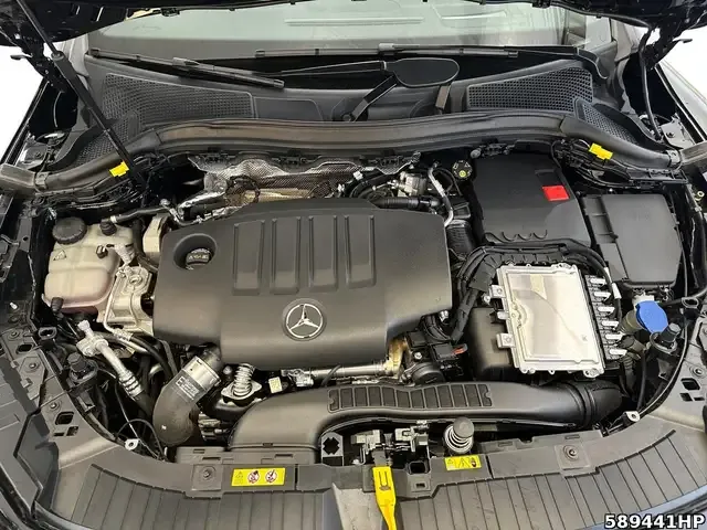 Mercedes-Benz GLA 220