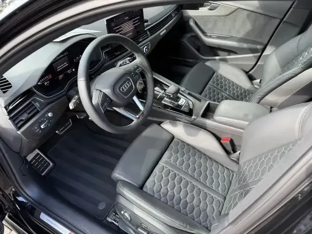 Audi RS4