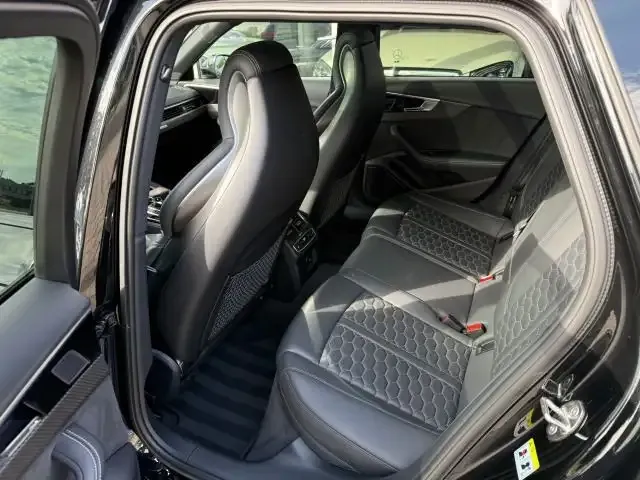 Audi RS4