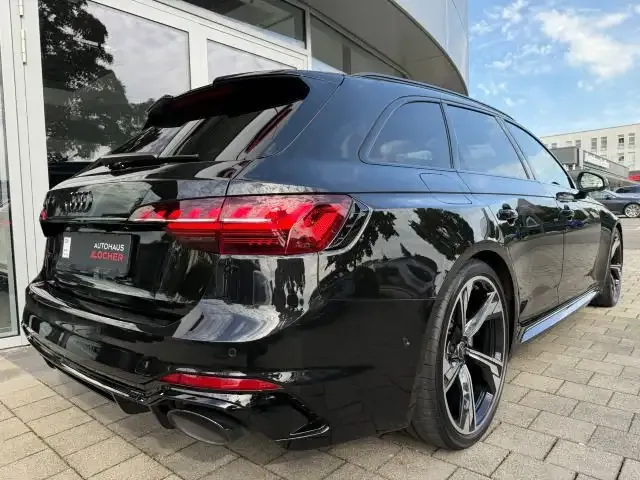 Audi RS4