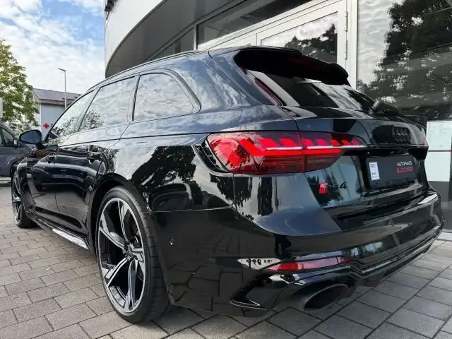 Audi RS4