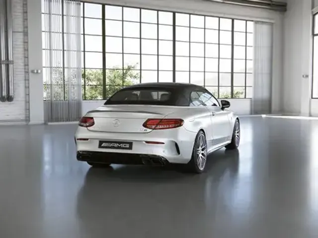 Mercedes-Benz C 63 AMG