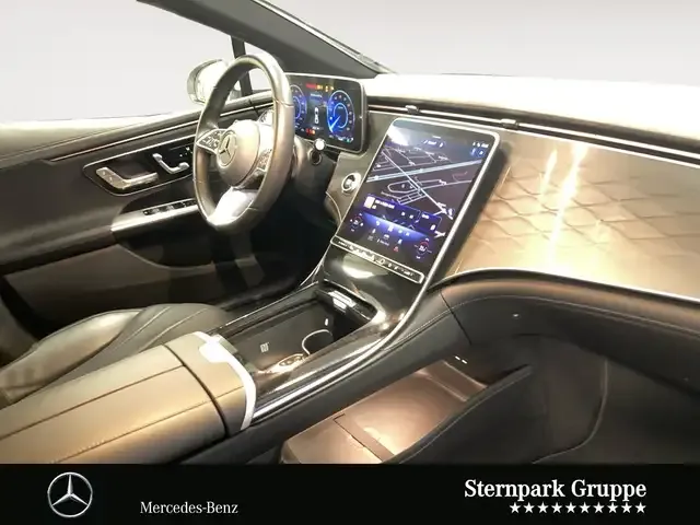 Mercedes-Benz EQE 350