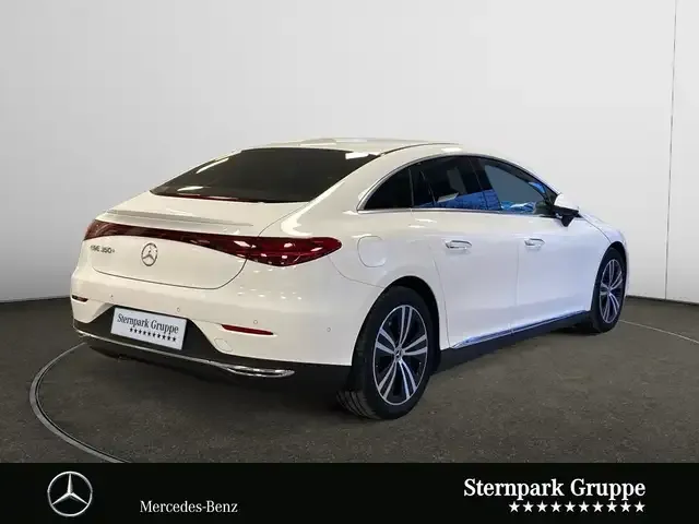 Mercedes-Benz EQE 350