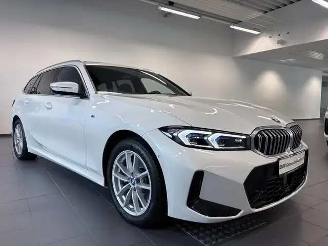 BMW 330