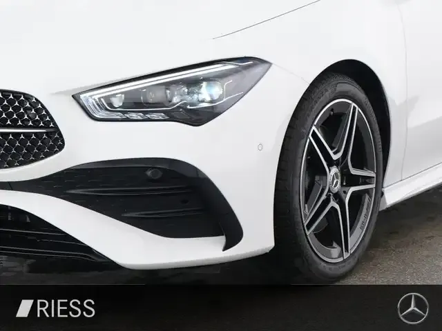 Mercedes-Benz CLA 200