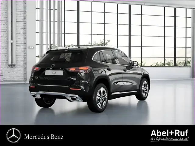 Mercedes-Benz GLA 200