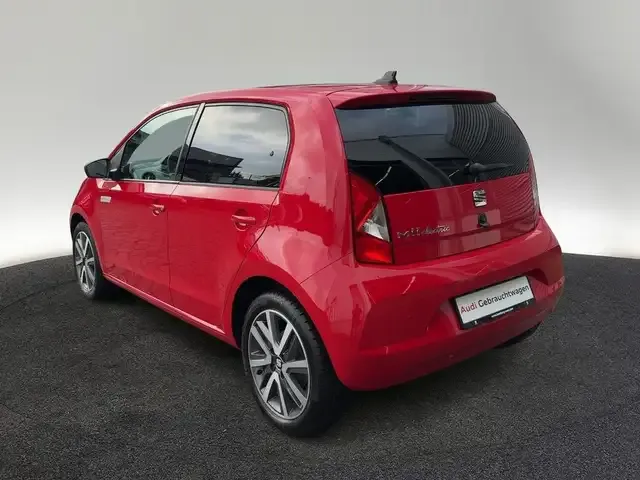 SEAT Mii