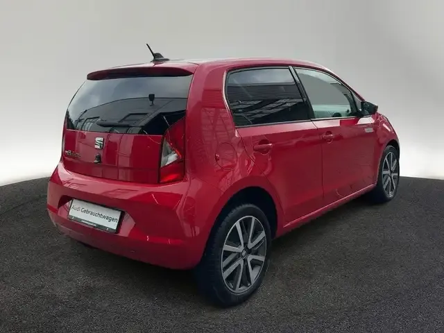 SEAT Mii