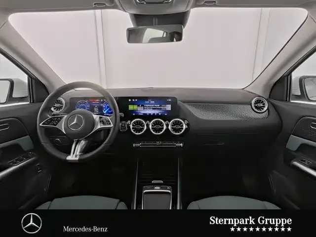 Mercedes-Benz EQA 300