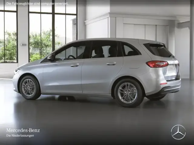 Mercedes-Benz B 180