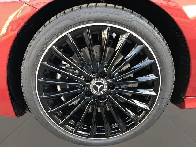 Mercedes-Benz CLA 220