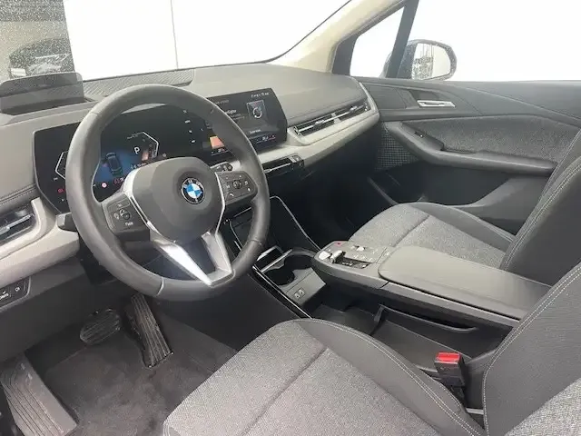 BMW 216