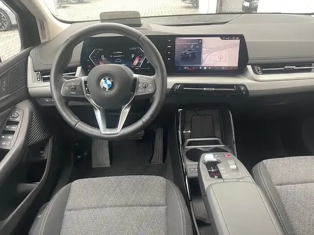 BMW 216