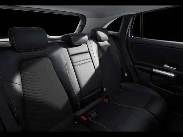 Mercedes-Benz EQA 300