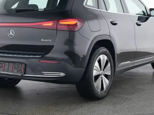 Mercedes-Benz EQA 300