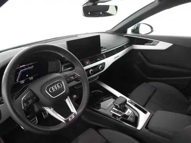 Audi S5
