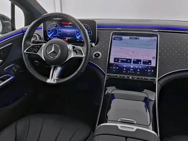 Mercedes-Benz EQE 300