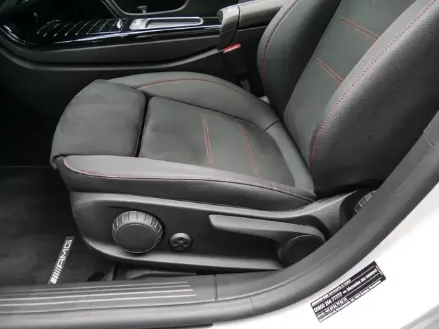 Mercedes-Benz CLA 35 AMG