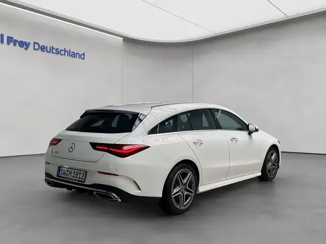 Mercedes-Benz CLA 180