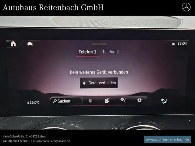 Mercedes-Benz GLB 220